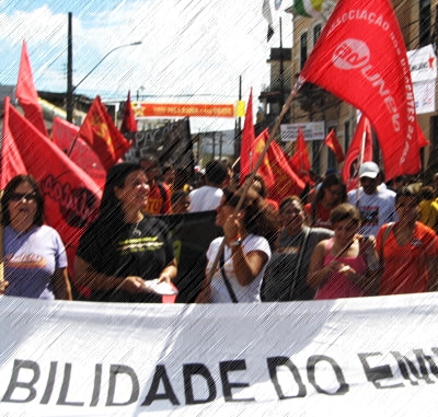 Movimento docente participa do desfile da Independência da Bahia no bloco da Conlutas